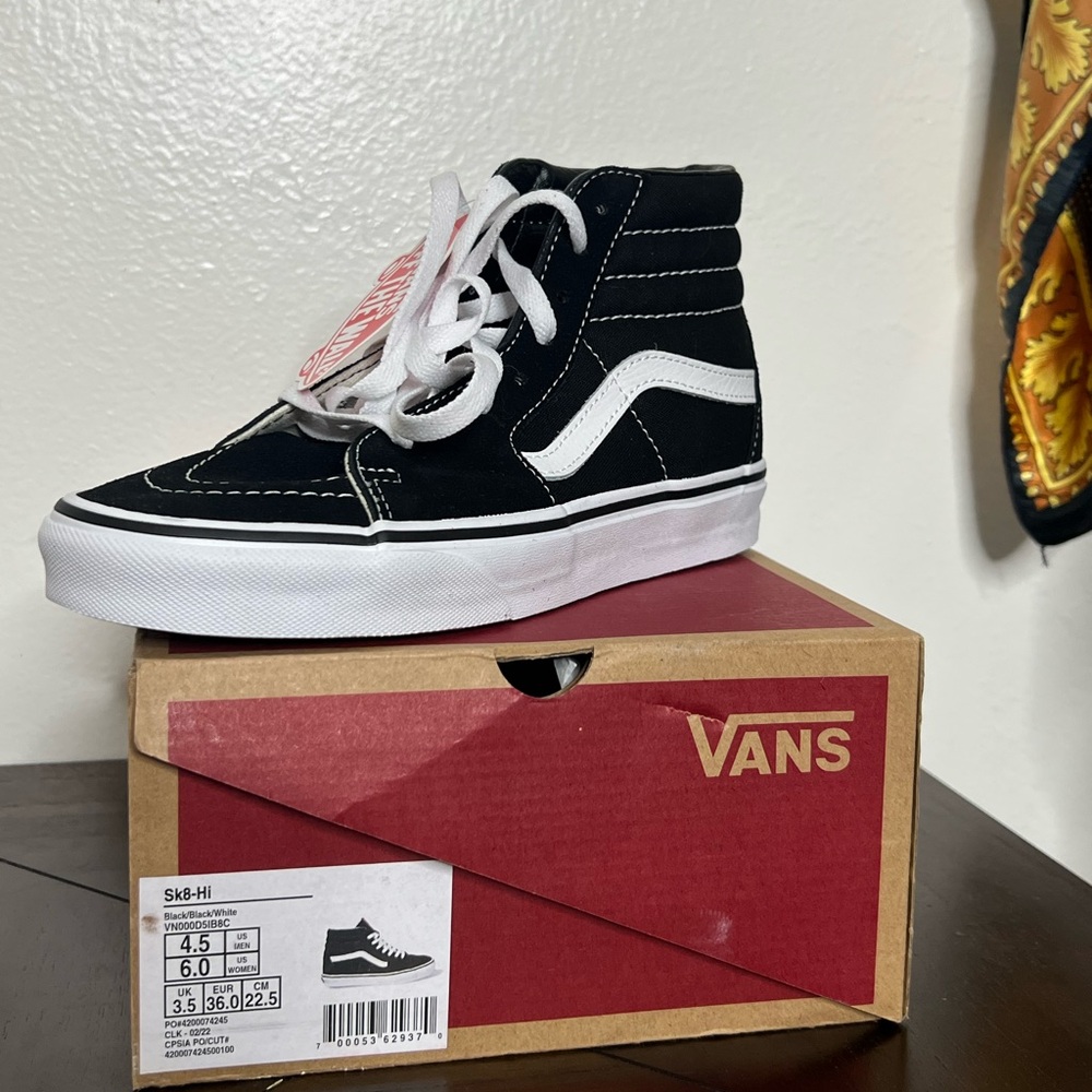 VANS High Tops NEW!